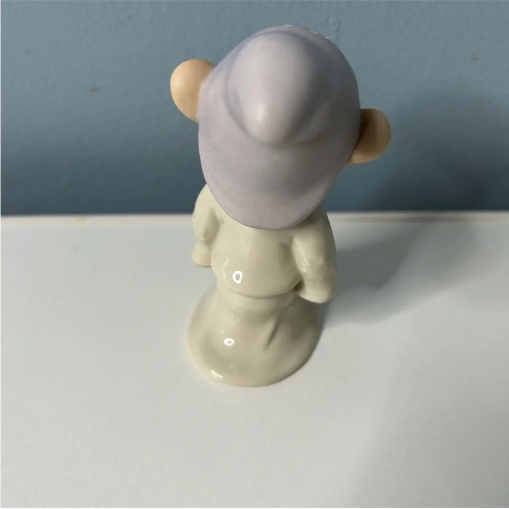 Disney Lenox Sneezy & Dopey Seven Dwarfs Salt & Pepper Shakers Host Pick Collect - Picture 9 of 16